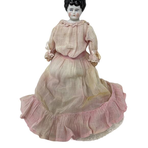 1880s China Head Doll Sewn on Clothing Soft Limbs with Straw or Similar Fill - Picture 2 of 6
